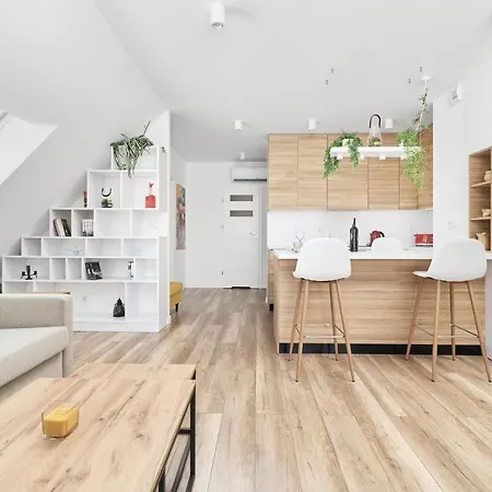 Apartment Nova Lux Kowale By Renters