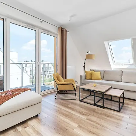 Apartment Nova Lux Kowale By Renters *