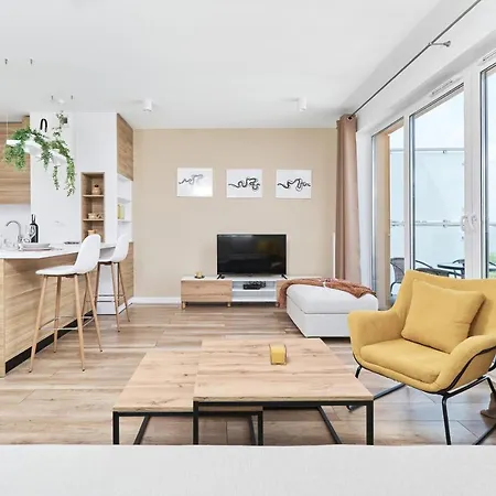 Nova Lux Kowale By Renters Apartment