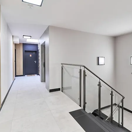 Nova Lux Kowale By Renters * Breslau