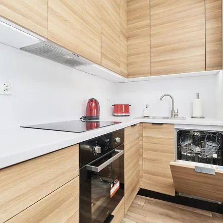 Apartment Nova Lux Kowale By Renters
